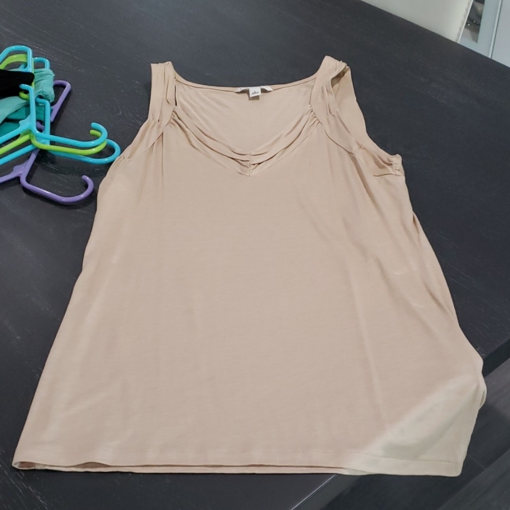 Large Tan Banana Republic Tank